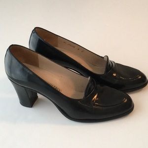 Martinez Valero Leather Pumps